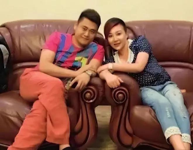 郭德纲现身墨尔本，王惠与小儿子均露面，一家三口罕同框