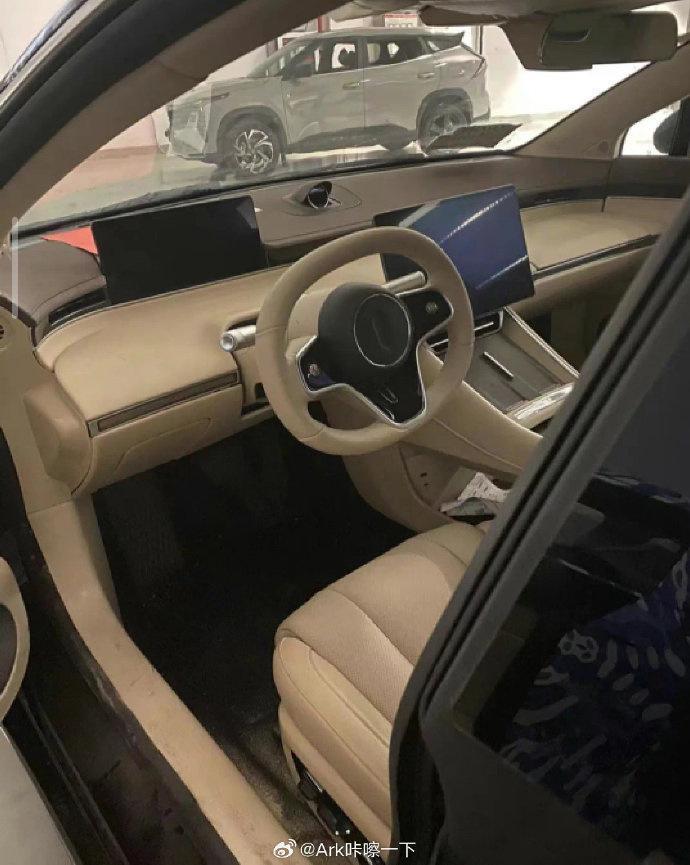 智界S7预告图公开：定位高能大空间智慧轿跑，号称超越Model S