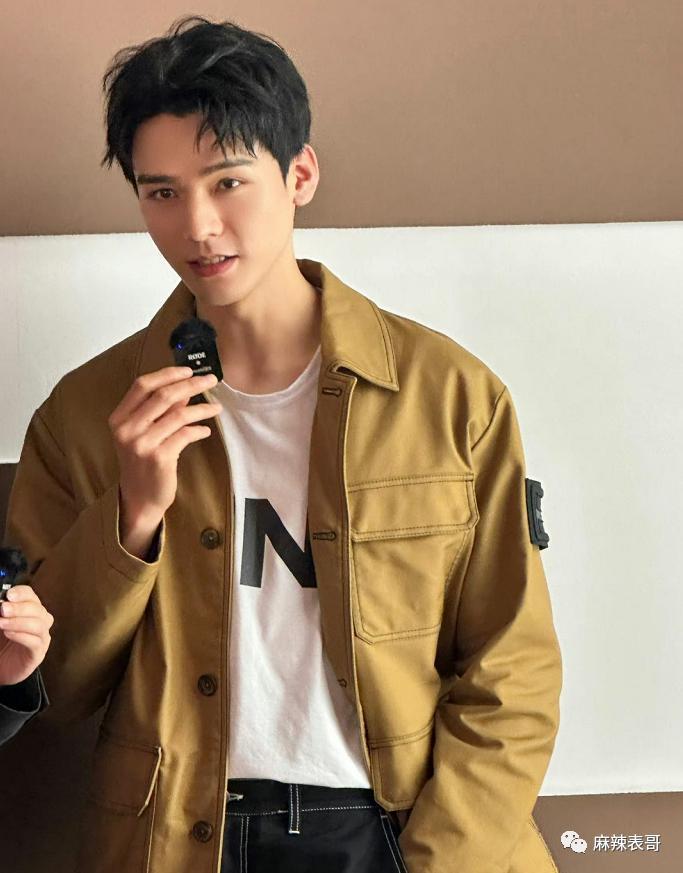 天啊，这两位还能救一救吗？