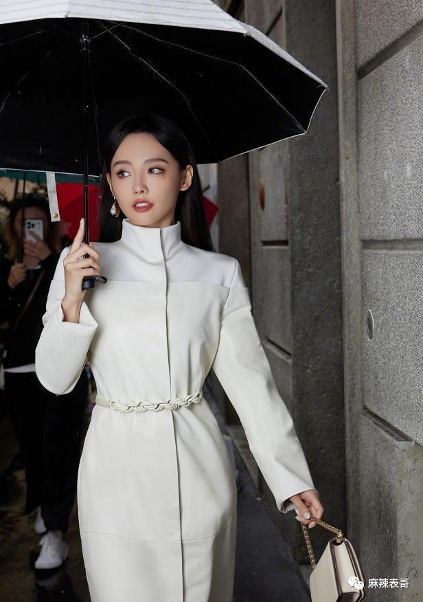 天啊，这两位还能救一救吗？