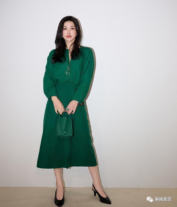 天啊，这两位还能救一救吗？