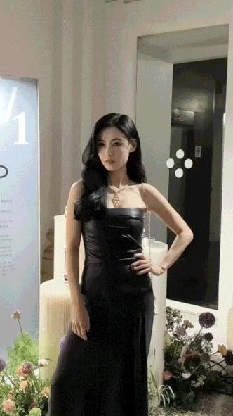 天啊，这两位还能救一救吗？