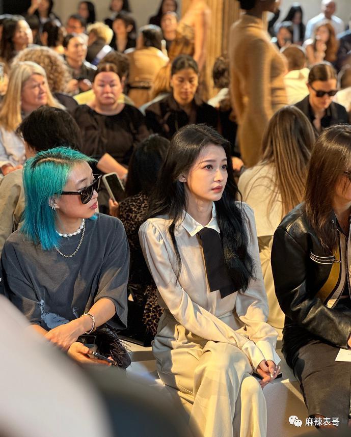 天啊，这两位还能救一救吗？