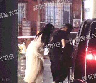 天啊，这两位还能救一救吗？