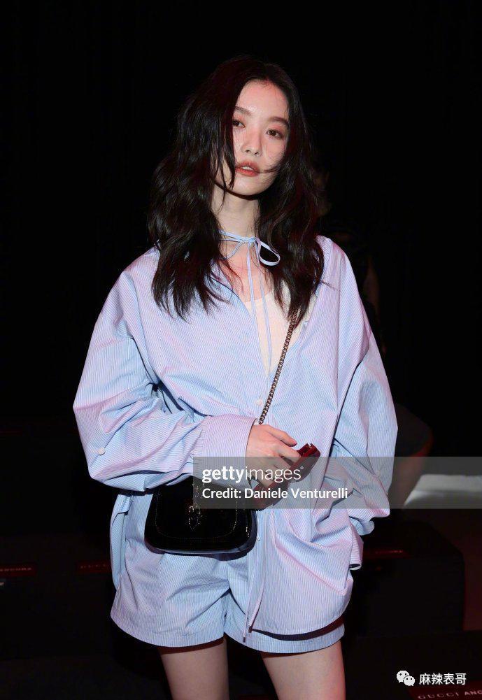 天啊，这两位还能救一救吗？