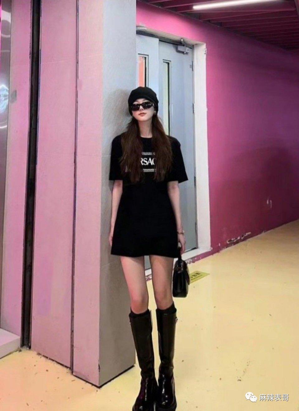 天啊，这两位还能救一救吗？