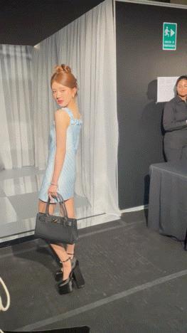 天啊，这两位还能救一救吗？