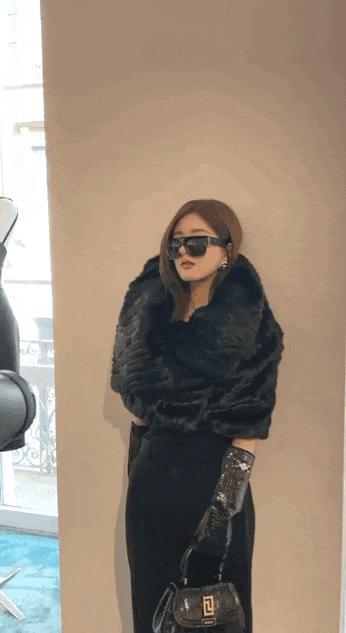 天啊，这两位还能救一救吗？