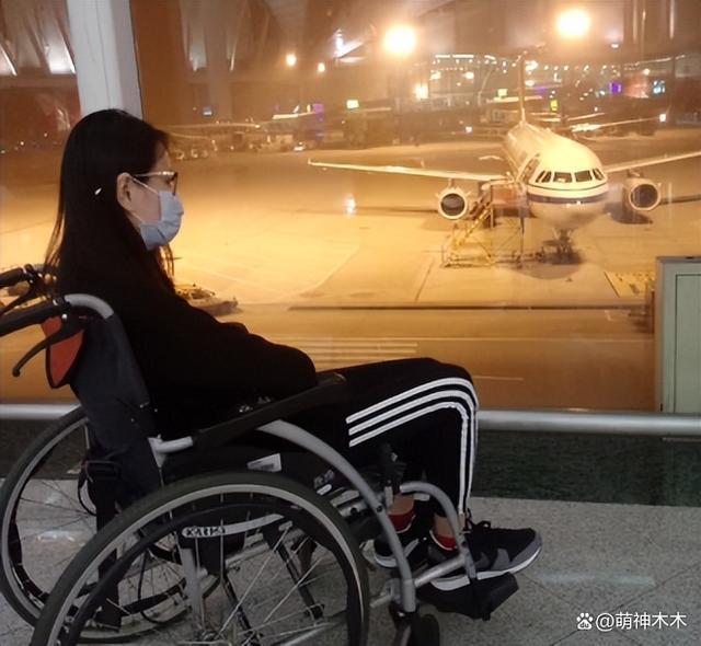 《伪装者》女主开撕胡歌！被撞断锁骨不让说，难忍被网暴十年