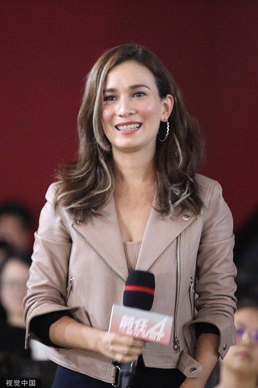 佟丽娅卢婧姗等现身《前任4：英年早婚》北京首映礼