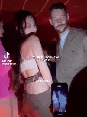 大瓜，四大顶流今日开撕？