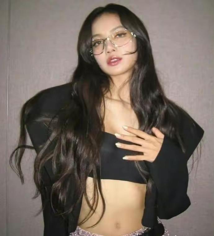 大瓜，四大顶流今日开撕？