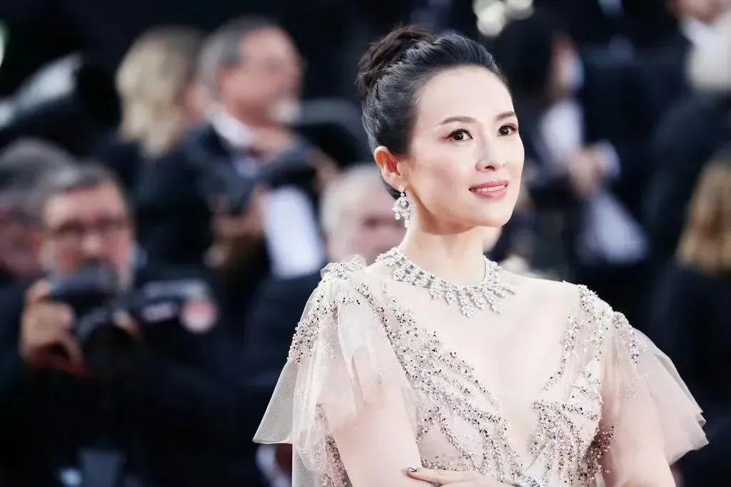 逼急章子怡的，不是舒淇张子枫