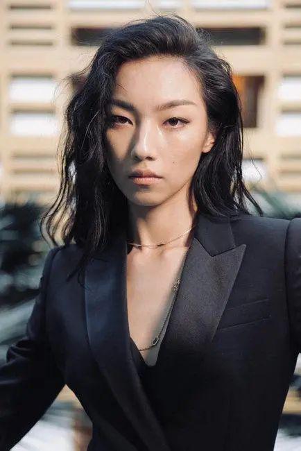 《封神》主角上杂志：于适很有型，娜然惊为天人！最大赢家是导演