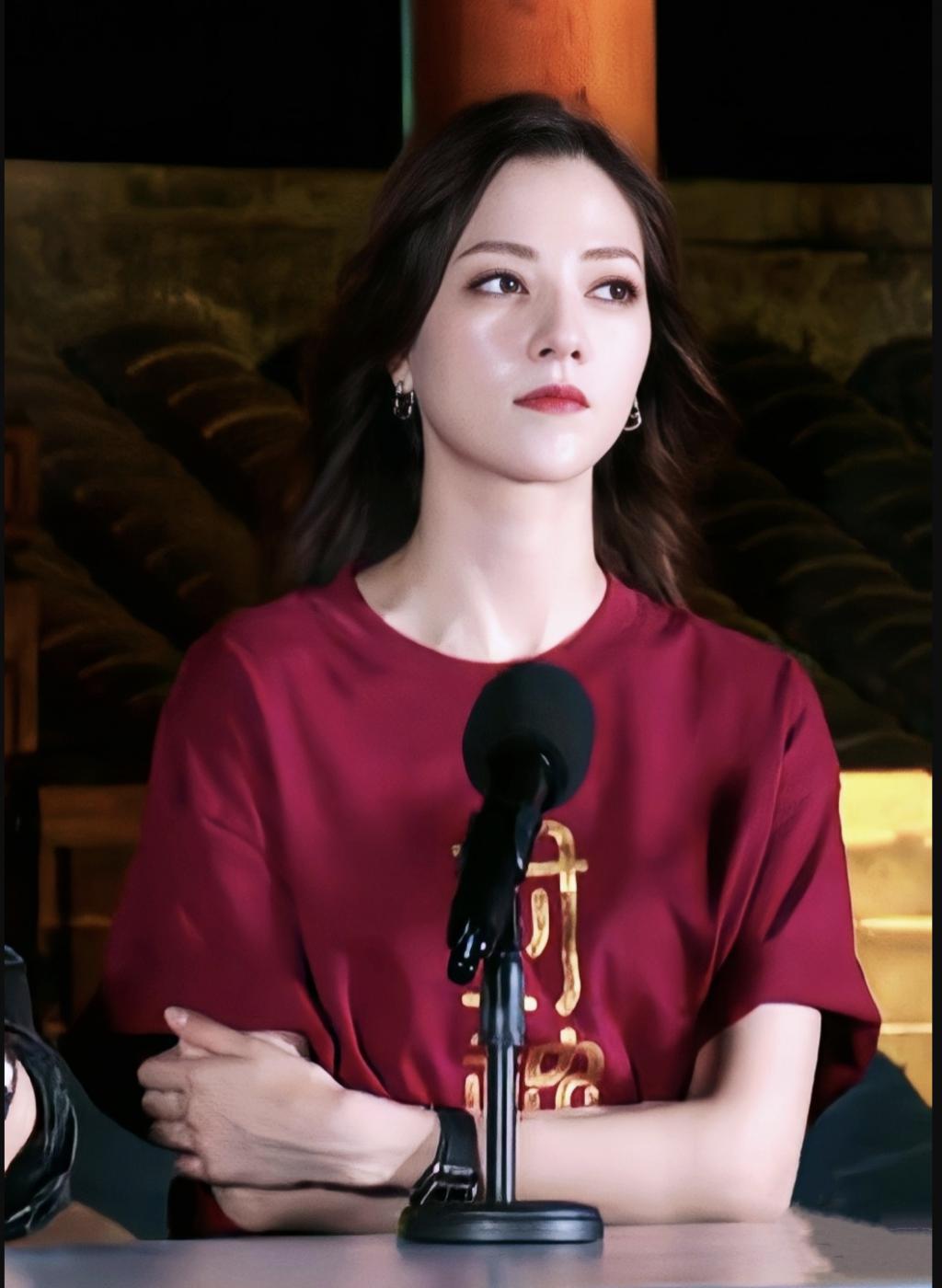 《封神》主角上杂志：于适很有型，娜然惊为天人！最大赢家是导演