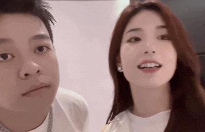这恋爱让她谈的，哎…