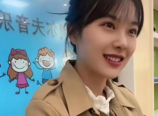 “挖呀挖”黄老师开始带货！4场直播销售额达百万