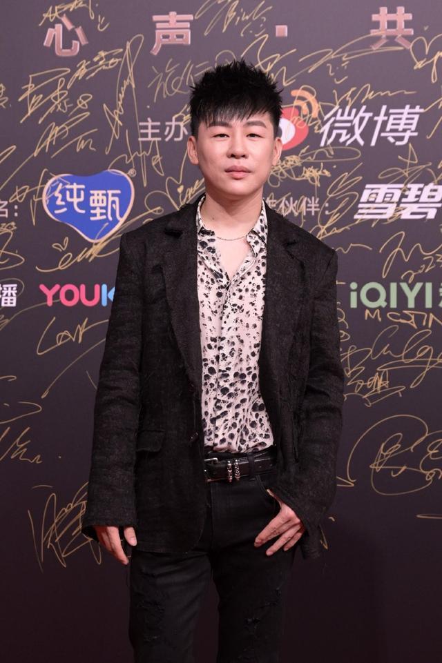 2023微博音乐盛典举行 莫文蔚王嘉尔等亮相红毯星光熠熠