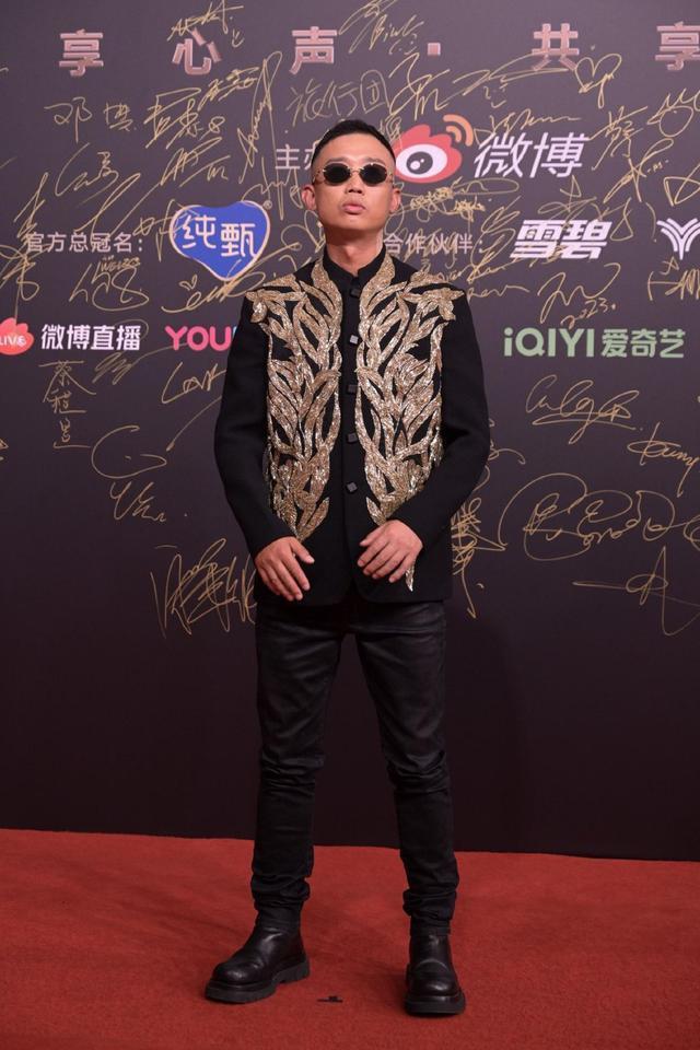 2023微博音乐盛典举行 莫文蔚王嘉尔等亮相红毯星光熠熠