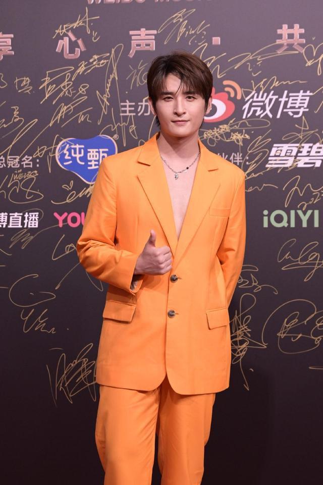 2023微博音乐盛典举行 莫文蔚王嘉尔等亮相红毯星光熠熠