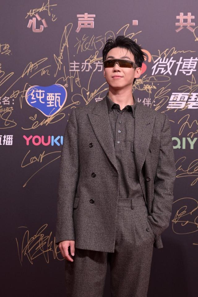 2023微博音乐盛典举行 莫文蔚王嘉尔等亮相红毯星光熠熠