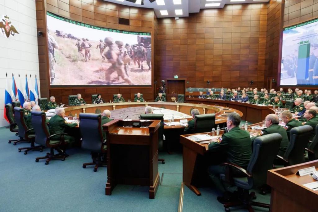 俄国防部发布黑海舰队司令参加会议视频