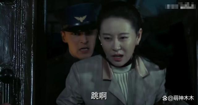 王乐君再揭骨折前因后果，未帮胡歌澄清，评论区：活该你不红