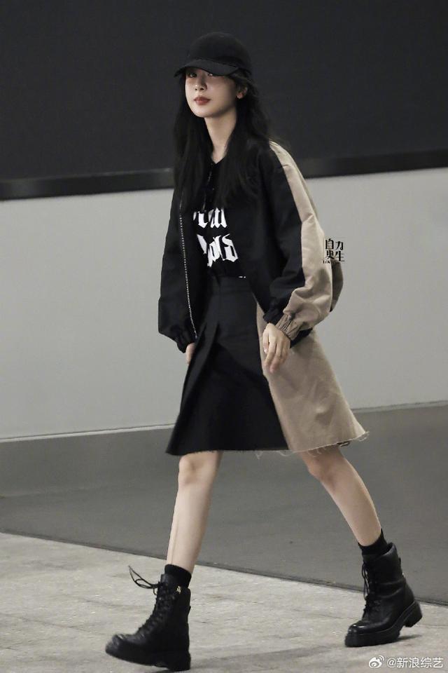 杨紫录制《我们的美好生活》路透释出 穿短裙露细直美腿