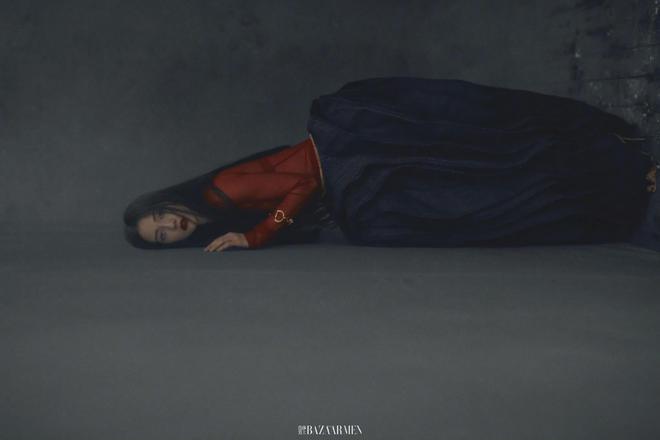 于适娜然合体登《芭莎男士》十月刊封面，男材女貌太配了！