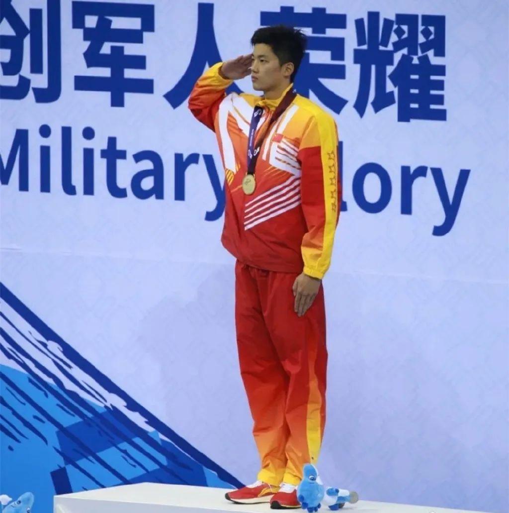 不是你们韩国人怎么还抢我们老公啊？