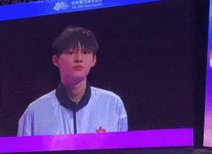 不是你们韩国人怎么还抢我们老公啊？