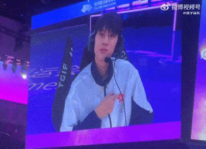 不是你们韩国人怎么还抢我们老公啊？