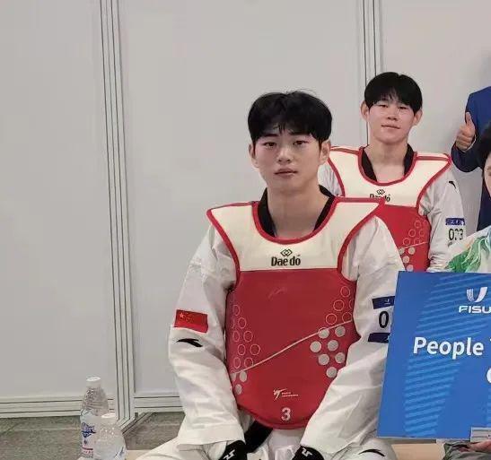 不是你们韩国人怎么还抢我们老公啊？
