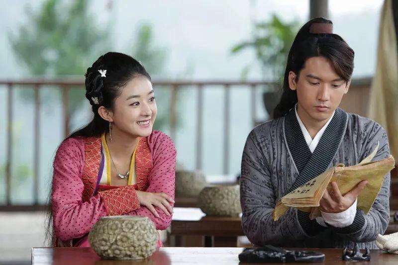 “是时候利用一下赵丽颖了。”这俩人的感情让人出乎意料