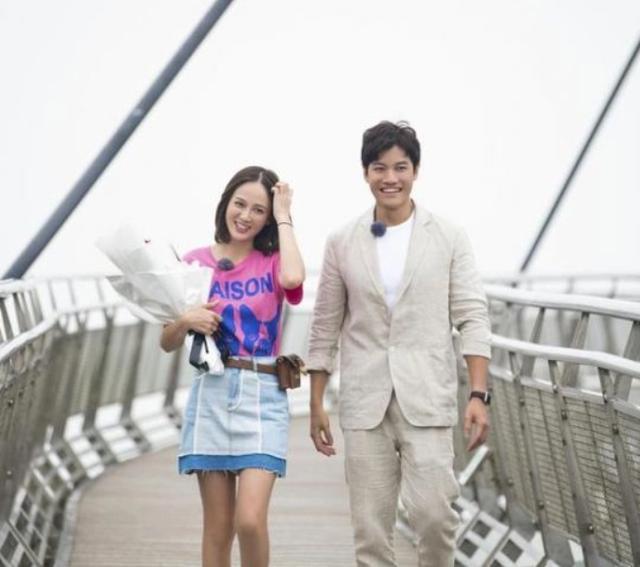 陈乔恩和小9岁老公太甜，男方大方示爱：老婆怎样都美