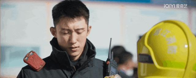 不像演的，说好的真正的男子汉呢