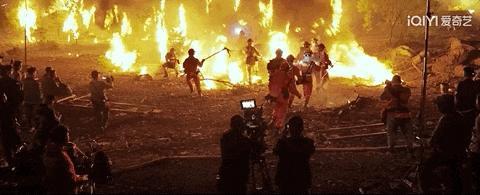 不像演的，说好的真正的男子汉呢