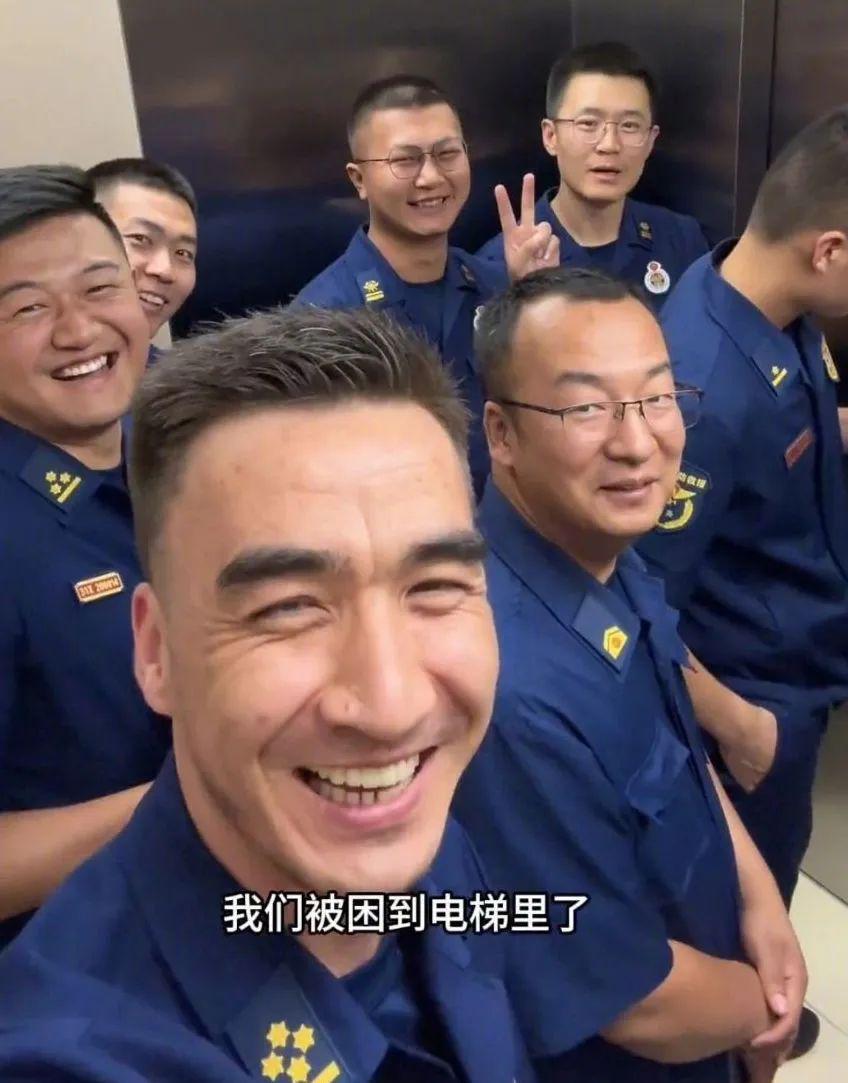 不像演的，说好的真正的男子汉呢