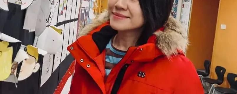 出道30多年才走红，“下嫁”穷小子后，她的人生全翻盘了