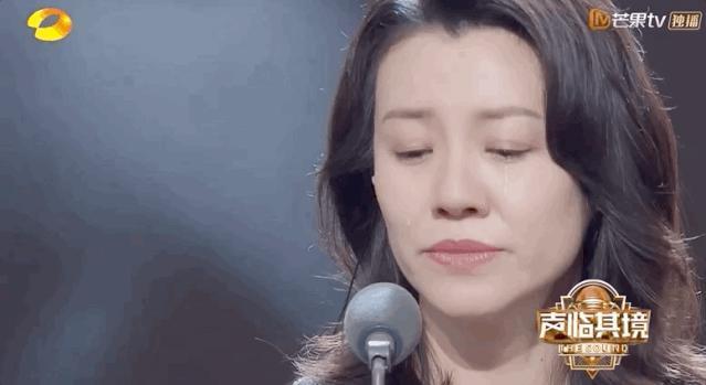 出道30多年才走红，“下嫁”穷小子后，她的人生全翻盘了