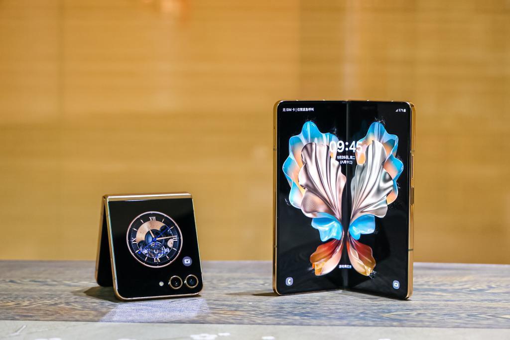 三星W24系列体验：超高端折叠屏就该这样