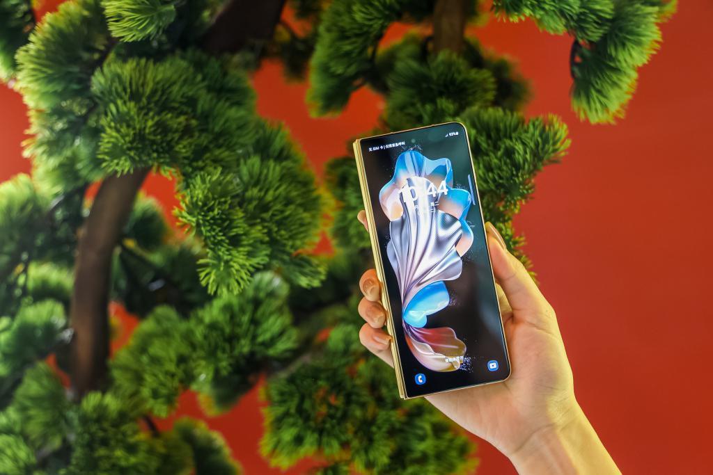 三星W24系列体验：超高端折叠屏就该这样