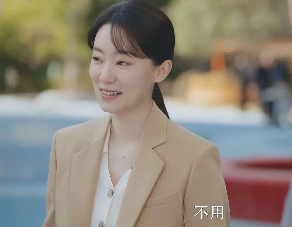 “姐弟恋”不是谁都能演，满脸褶子，玩老妇撒娇，观众看了直摇头
