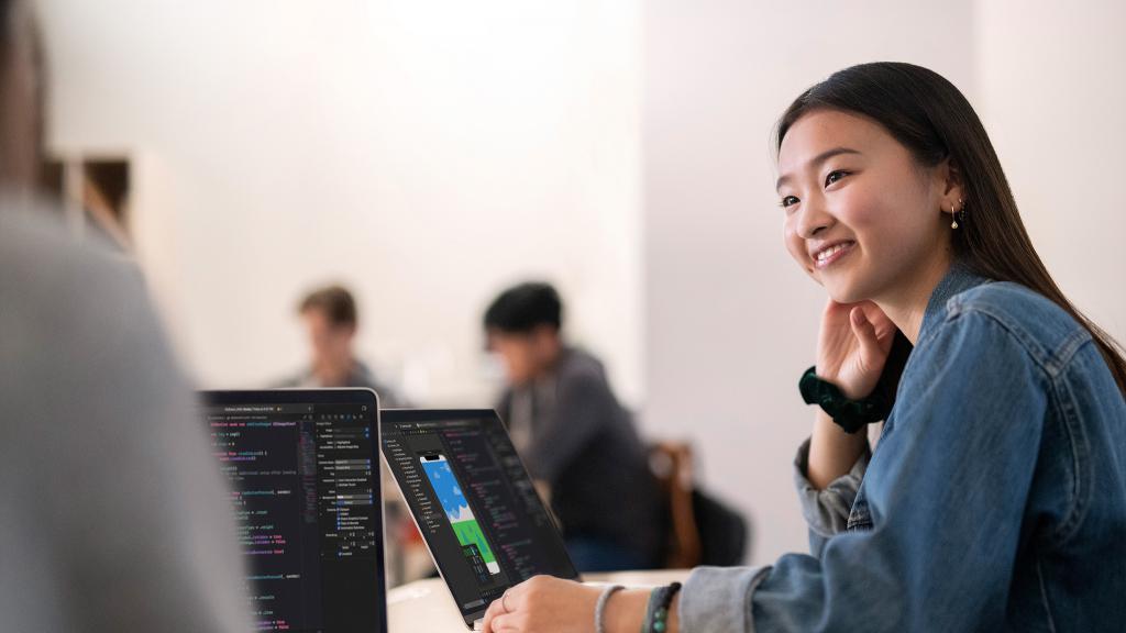158 亿，比亚迪完成史上最大收购；传 OpenAI 与「iPhone 之父」合作 AI 硬件；Meta 发 499 美元新 VR 头显