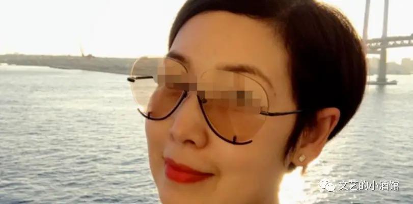 知名女星采访中承认劈腿陈小春，多位男艺人牵涉其中