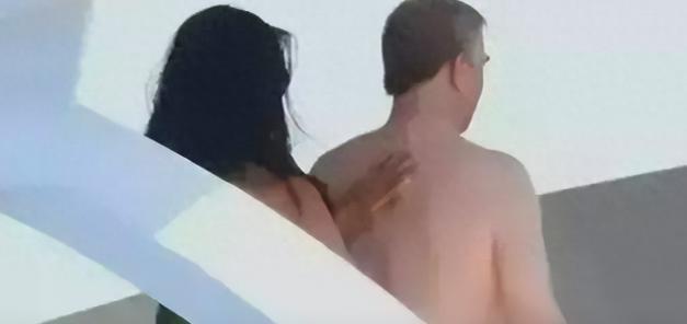 王室丑闻!安德鲁主动爆料与梅根缠绵6月细节,哈里头顶发绿