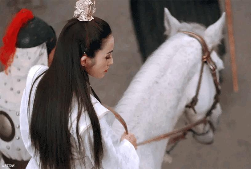 55岁张敏近照曝光：这些年，她到底经历了什么？