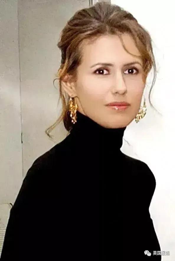 叙利亚总统夫人亚运爆红！杭州灵隐寺祈福，比心秀中文
