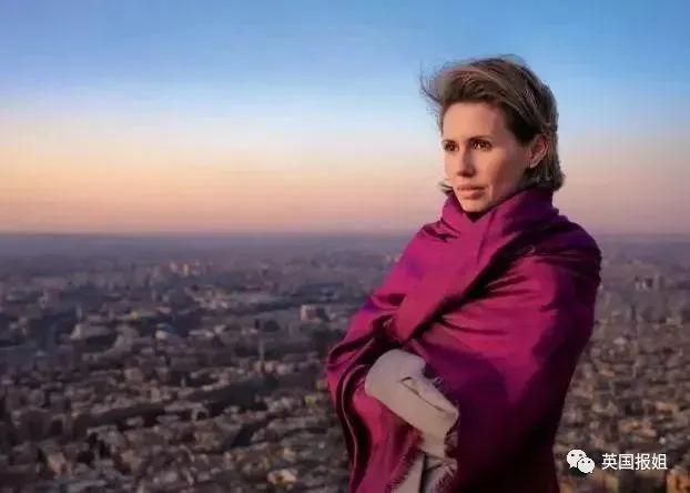 叙利亚总统夫人亚运爆红！杭州灵隐寺祈福，比心秀中文