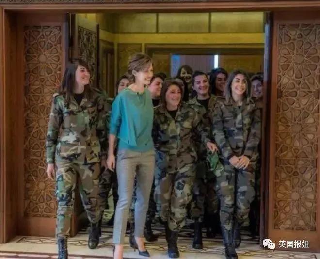 叙利亚总统夫人亚运爆红！杭州灵隐寺祈福，比心秀中文